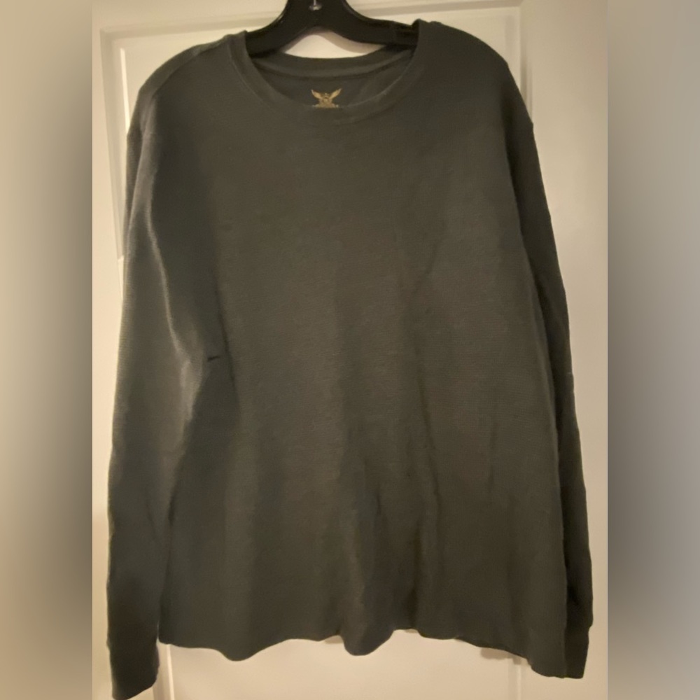 Faded Glory men’s charcoal gray crew neck long sleeve